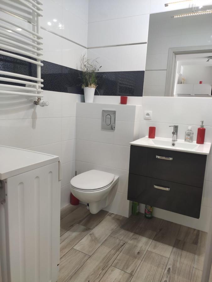 Kolobrzeg Apartament Osiedle Bursztynowe Ul Baltycka 11 B Esterno foto